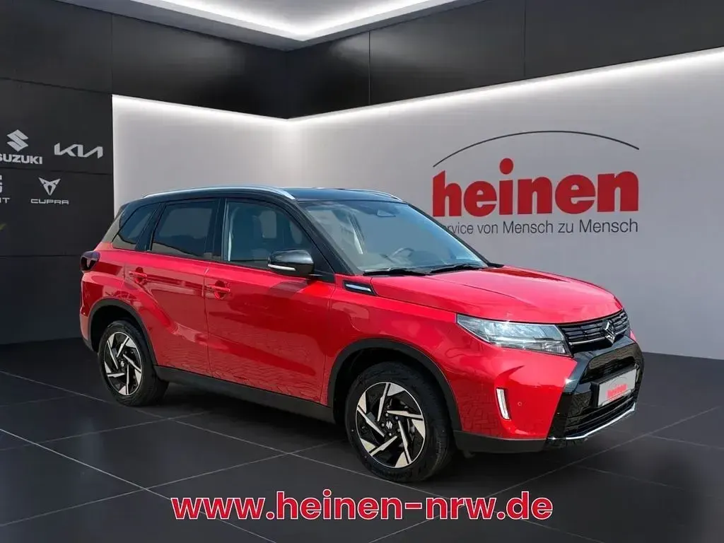 Neu Suzuki Vitara Comfort+ 110 PS (80 kW) 2026 Rot SUV