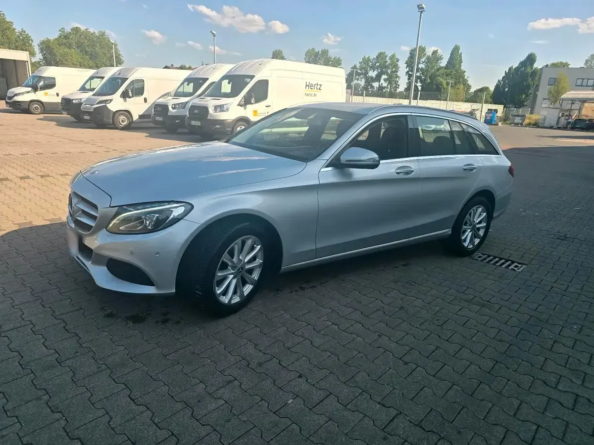 Gebraucht Mercedes C250 204 PS (150 kW) 2018 Grau Kombi