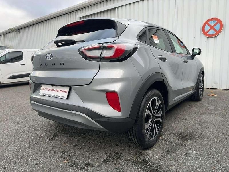 Gebraucht Ford Puma Titanium 125 PS (91 kW) 2024 Silber SUV