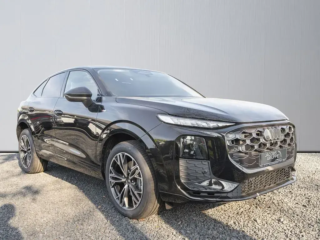 Gebraucht Audi Q3 Sportback S-Line 150 PS (110 kW) 2026 Schwarz SUV
