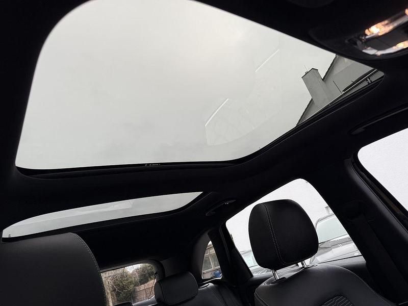 Gebraucht Mercedes E250 Progressive 160 PS (117 kW) 2022 Kosmosschwarz  metalliclack Limousine