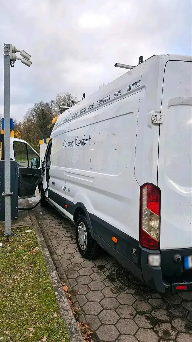Gebraucht Ford Transit 131 PS (96 kW) 2019 Weiß Limousine