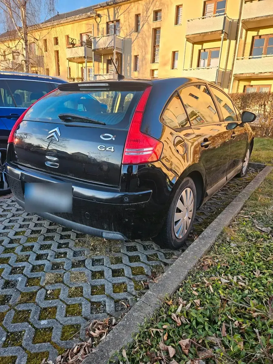 Gebraucht Citroën C4 119 PS (87 kW) 2010 Schwarz Limousine