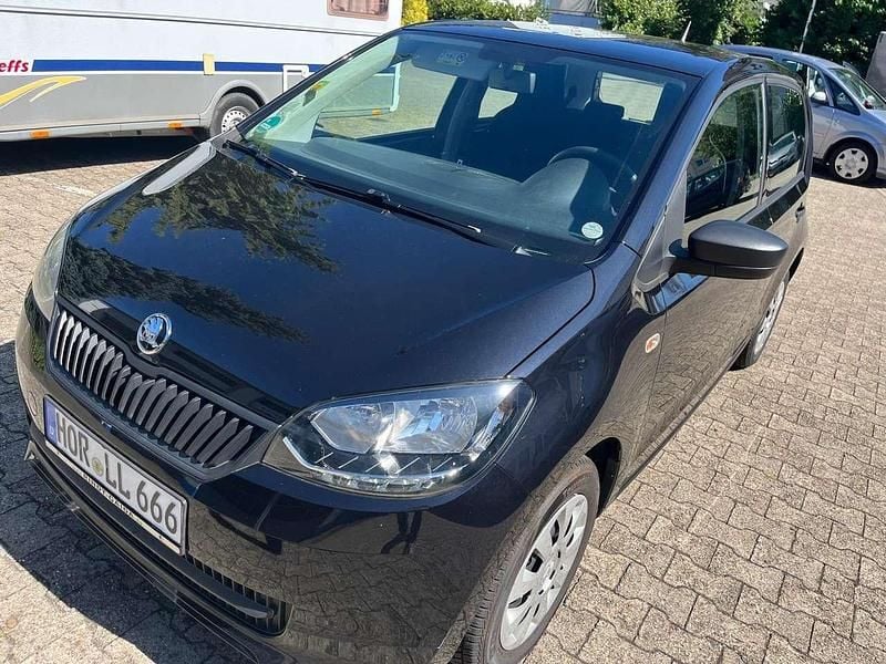Schwarz Gebraucht 2017 Skoda Citigo Cool Edition Kleinwagen | 6.340 € (Fairer Preis) - Bild 1/4