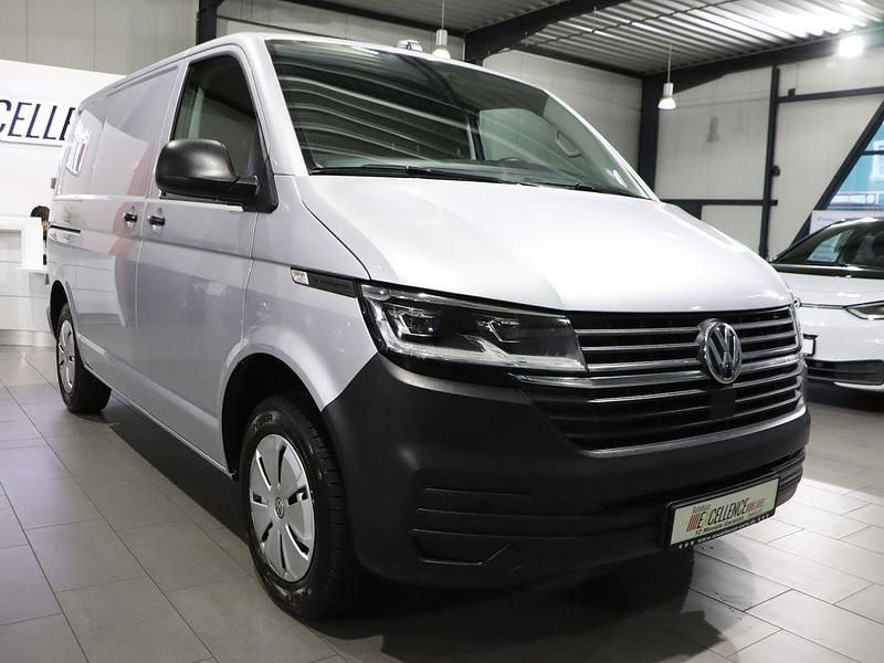 Gebraucht VW Transporter 150 PS (110 kW) 2022 Silber Van