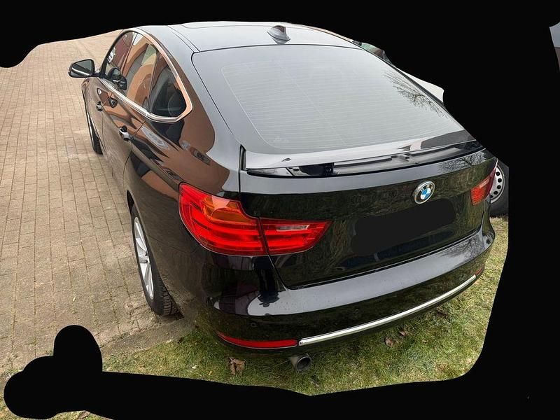 Gebraucht BMW 320 Gran Turismo Luxury Line 184 PS (135 kW) 2015 Schwarz Limousine