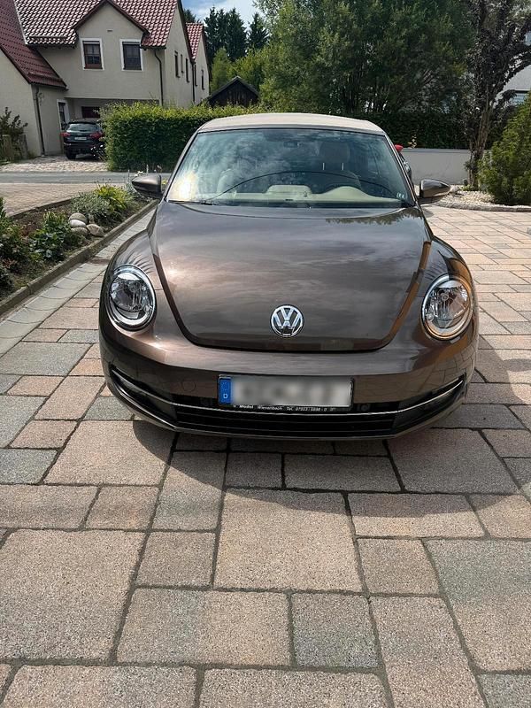 Braun Gebraucht 2014 VW Beetle Exclusive Cabrio | 17.900 € (Etwas zu teuer) - Bild 1/4
