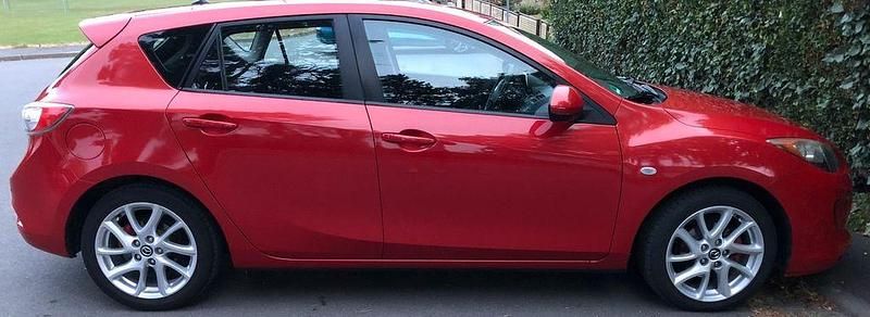Rot Gebraucht 2013 Mazda 3 Limousine | 7.000 € (Guter Preis) - Bild 1/4