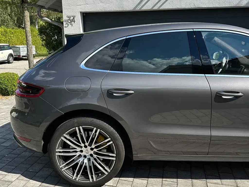 Gebraucht Porsche Macan Turbo 400 PS (294 kW) 2015 Silber SUV