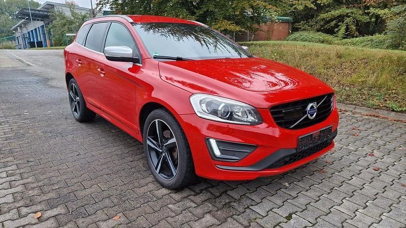 Rot Gebraucht 2016 Volvo XC60 R-Design SUV | 16.500 € (Fairer Preis) - Bild 1/4