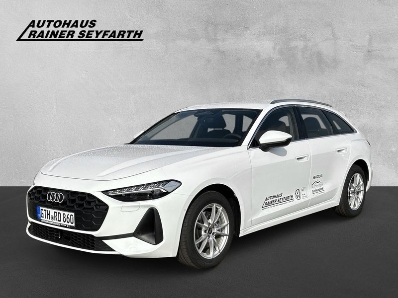 Gebraucht Audi A5 Ambiente 150 PS (110 kW) 2025 Weiss Coupé