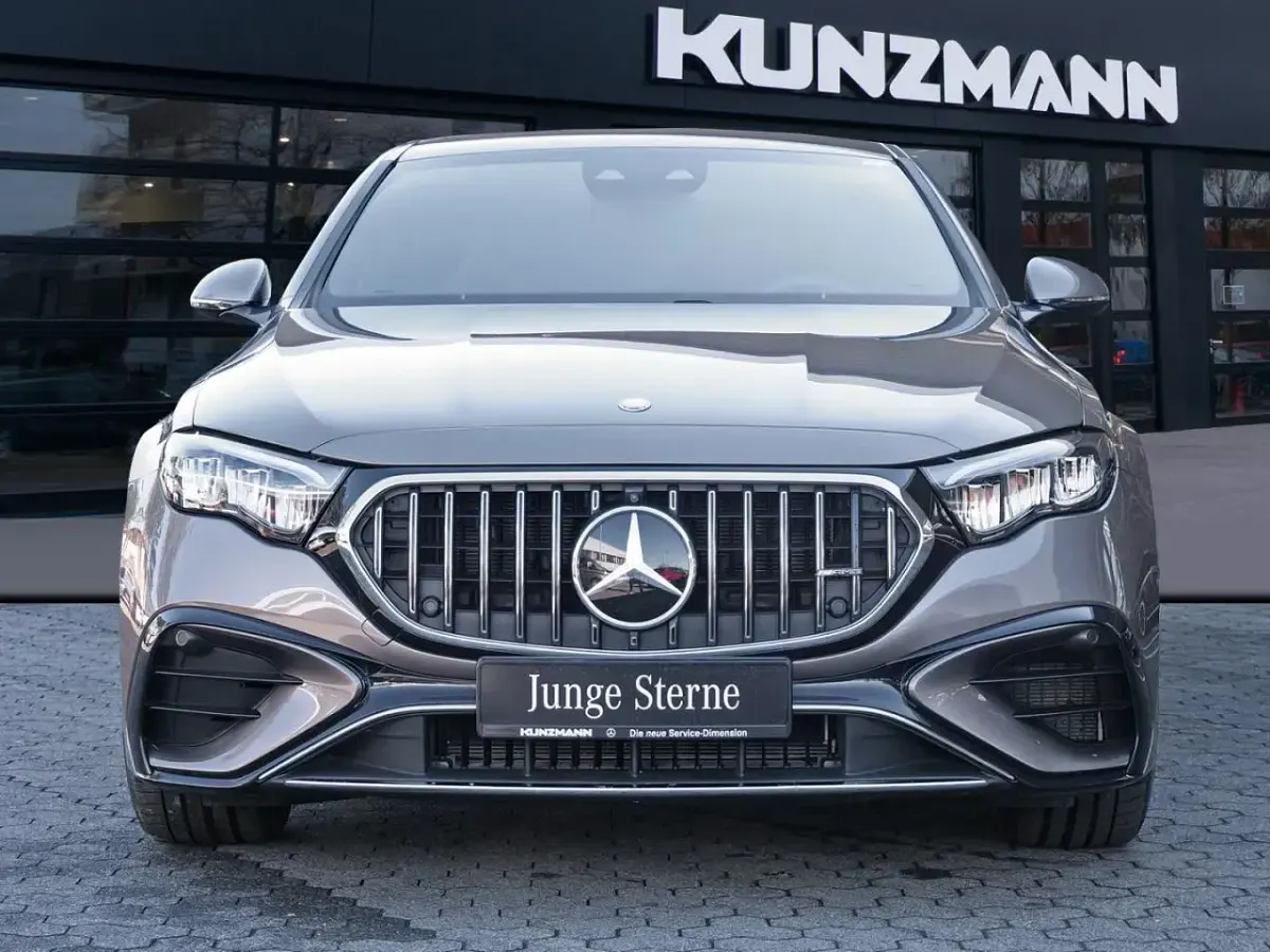 Second-hand Mercedes E53 AMG AMG 585 CP (430 kW) 2024 Maro Berlinǎ