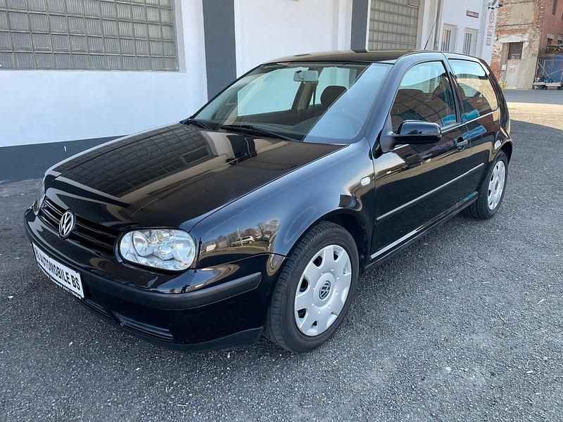 Gebraucht VW Golf IV 75 PS (55 kW) 2001 Schwarz Limousine