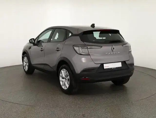 Nowe Renault Captur 91 KM (66 kW) 2025 Szary SUV
