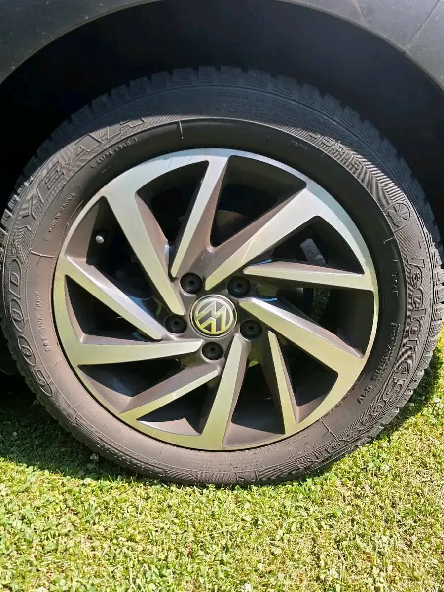 Gebraucht VW Golf VII 131 PS (96 kW) 2018 Grau Limousine