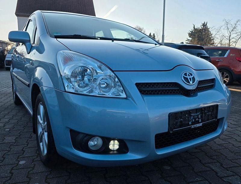 Gebraucht Toyota Corolla Verso Executive 129 PS (94 kW) 2008 Blau Van / Kleinbus