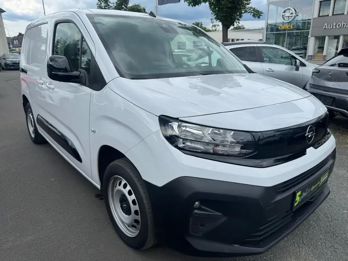 Gebraucht Opel Combo 102 PS (75 kW) 2024 Weiss Van / Kleinbus