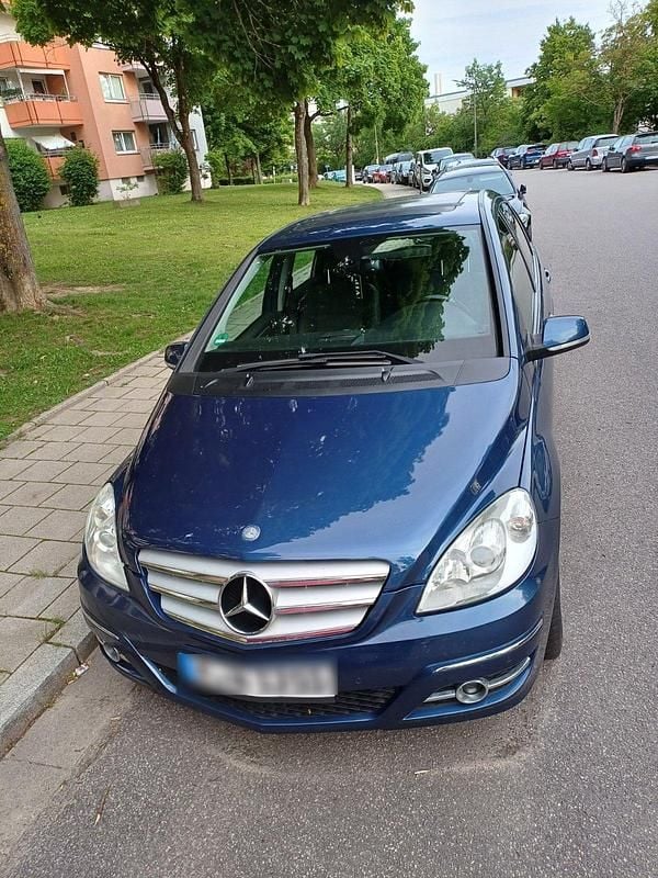 Blau Gebraucht 2008 Mercedes B200 Van / Kleinbus | 1.500 € - Bild 1/4