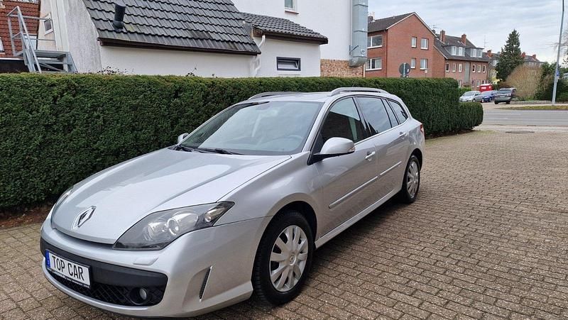 Silber Gebraucht 2007 Renault Laguna III Exception Kombi | 3.999 € (Fairer Preis) - Bild 1/4