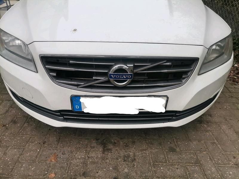 Gebraucht Volvo V70 181 PS (133 kW) 2016 Weiß Kombi