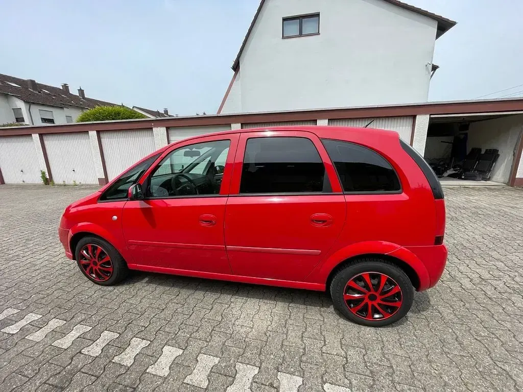 Gebraucht Opel Meriva 90 PS (66 kW) 2009 Rot Van / Kleinbus