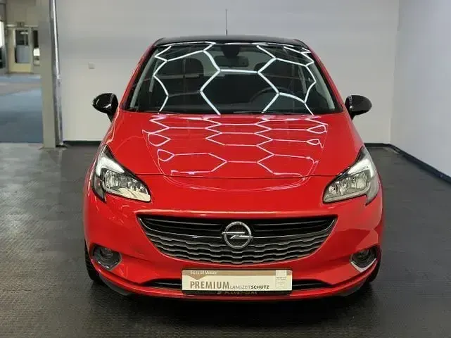 Gebraucht Opel Corsa Color Edition 101 PS (74 kW) 2015 Rot Kleinwagen
