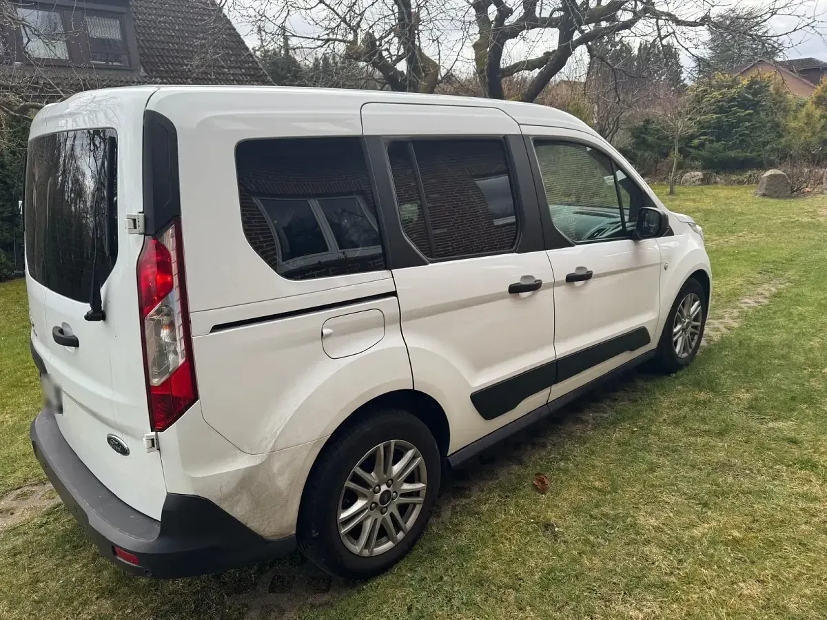 Gebraucht Ford Transit Connect 101 PS (74 kW) 2019 Weiß Van / Kleinbus