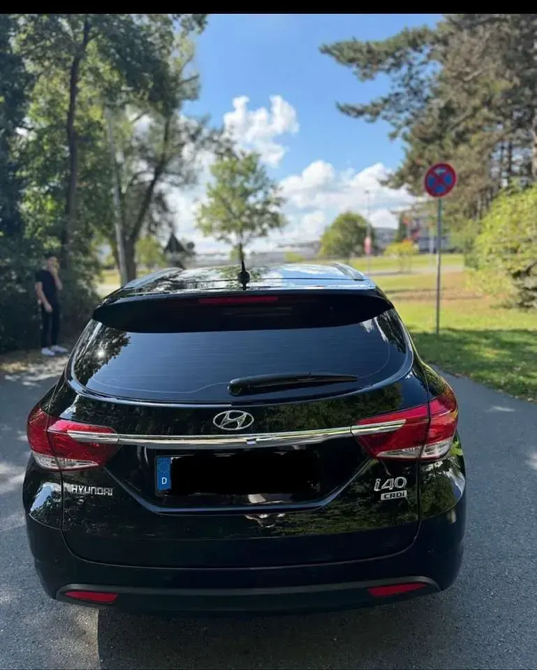 Gebraucht Hyundai i40 136 PS (100 kW) 2014 Schwarz Kombi