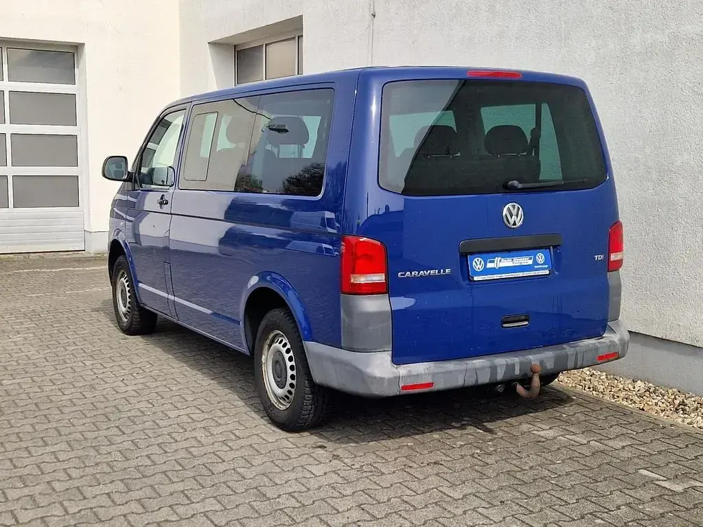 Gebraucht VW Caravelle 140 PS (102 kW) 2011 Blau Van