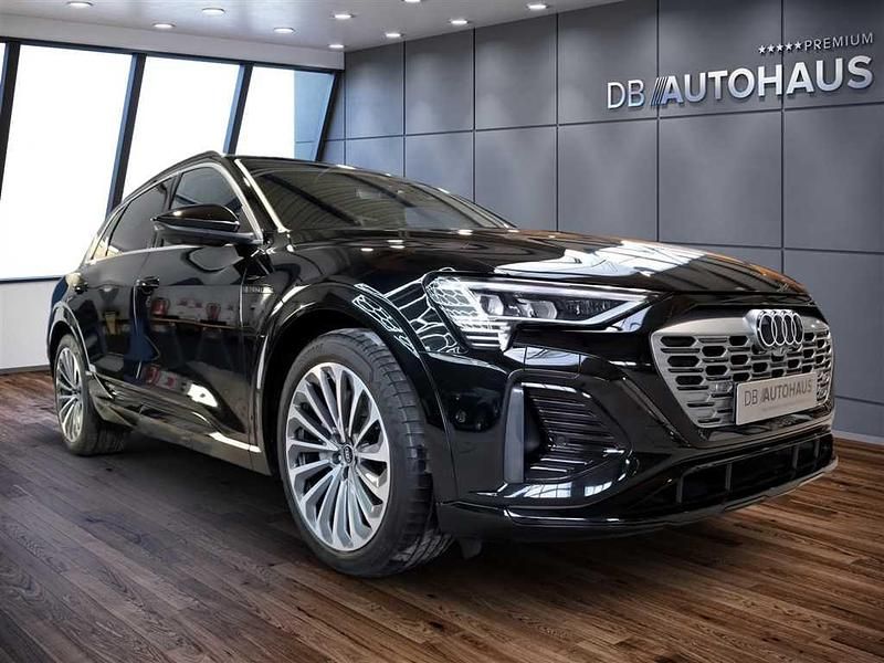 Gebraucht Audi Q8 e-tron S-Line 300 kW (408 PS) 2023 Schwarz SUV