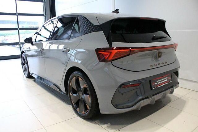 Gebraucht Cupra Born 150 kW (204 PS) 2023 Vaporgrau Kleinwagen