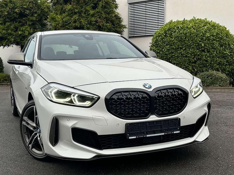 Gebraucht BMW 135 Performance 306 PS (225 kW) 2022 Alpinweiss iii Kleinwagen