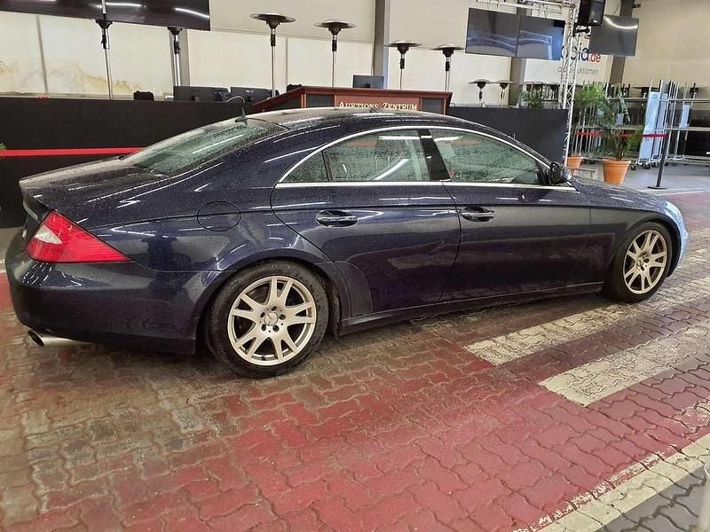 Gebraucht Mercedes CLS350 292 PS (214 kW) 2005 Blau metallic Coupé