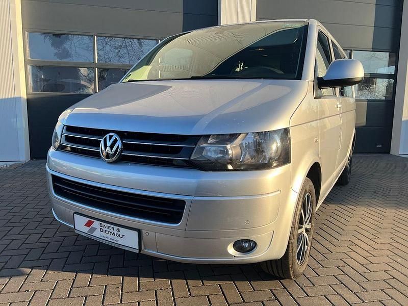 Gebraucht VW Multivan 140 PS (102 kW) 2014 Reflexsilber metallic Van