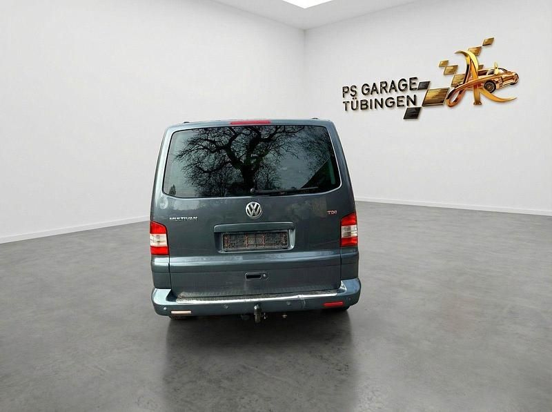 Gebraucht VW Transporter Highline 174 PS (127 kW) 2009 Grau Van