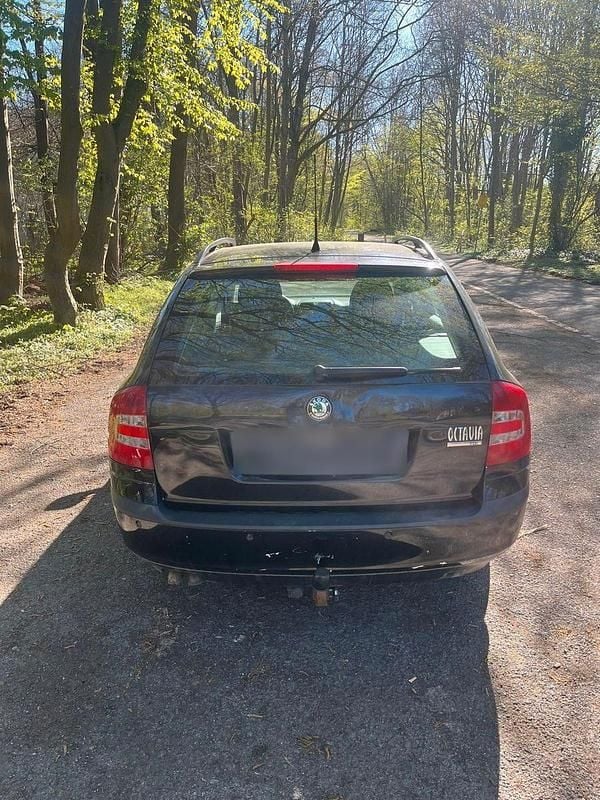 Gebraucht Skoda Octavia Elegance 140 PS (102 kW) 2008 Schwarz Kombi