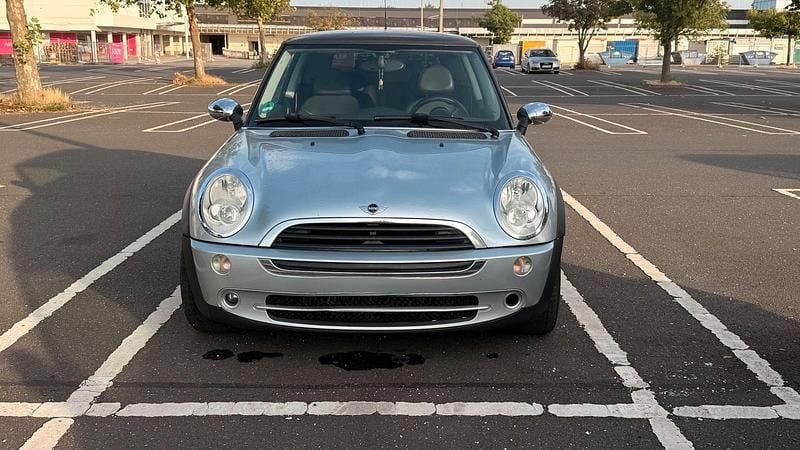 Silber Gebraucht 2006 Mini Cooper Kleinwagen | 2.200 € (Fairer Preis) - Bild 1/4
