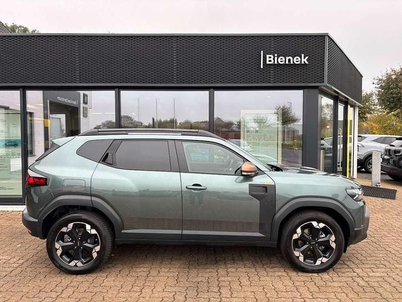 Zedergrün Gebraucht 2024 Dacia Duster Extreme SUV | 24.950 € (Guter Preis) - Bild 1/4