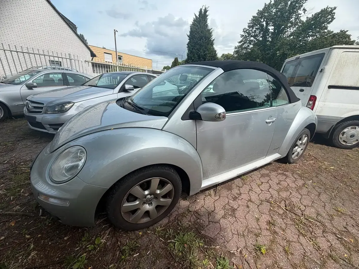 Używany VW New Beetle Cabriolet 102 KM (75 kW) 2009 Niebieski Kabriolet