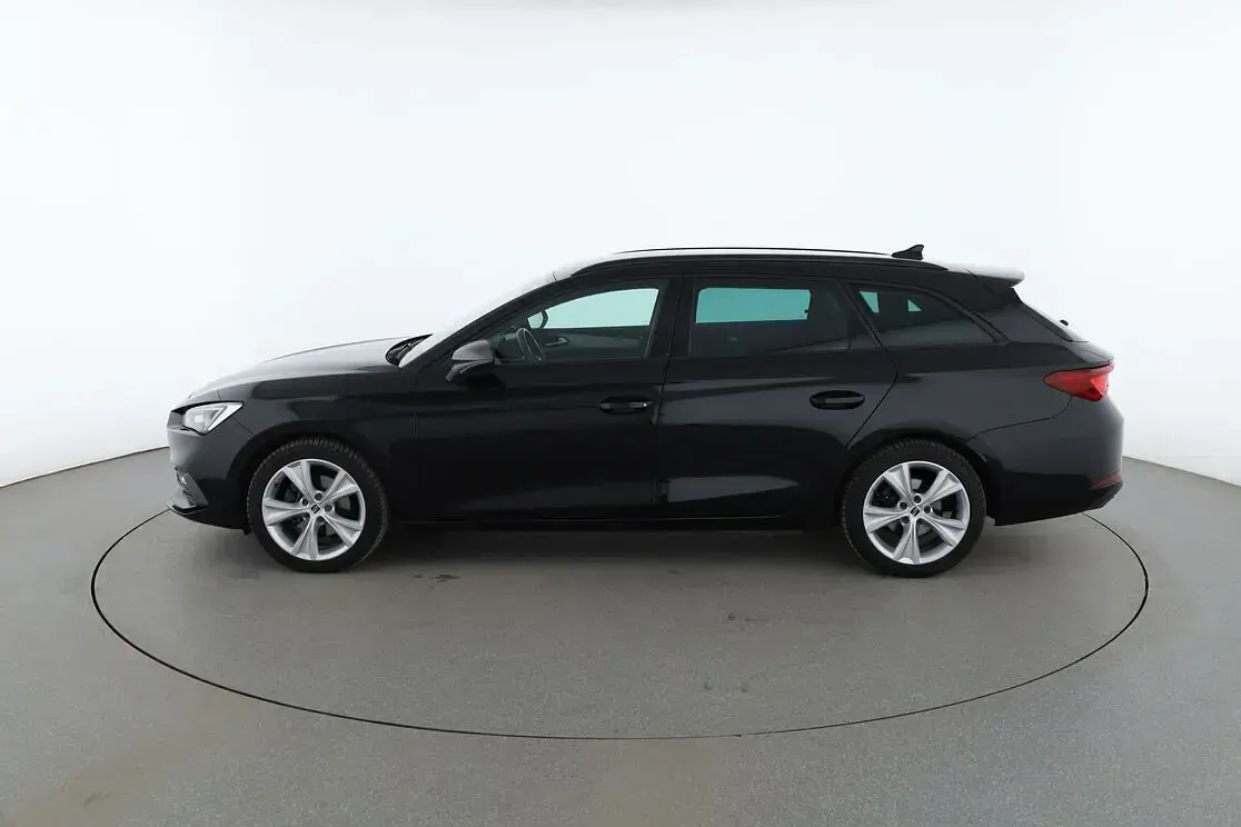 Gebraucht Seat Leon FR 150 PS (110 kW) 2022 Schwarz Kombi