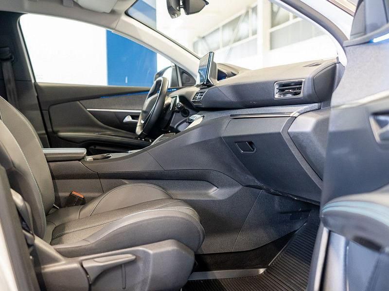 Gebraucht Peugeot 3008 Allure 181 PS (133 kW) 2023 Weiss / perlmutt weiss SUV