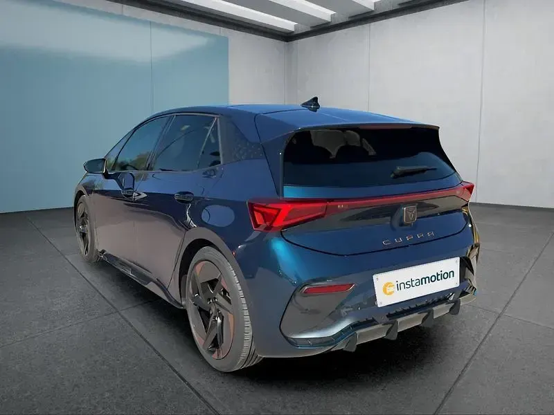 Second-hand Cupra Born 169 kW (231 CP) 2022 Albastru Hatchback