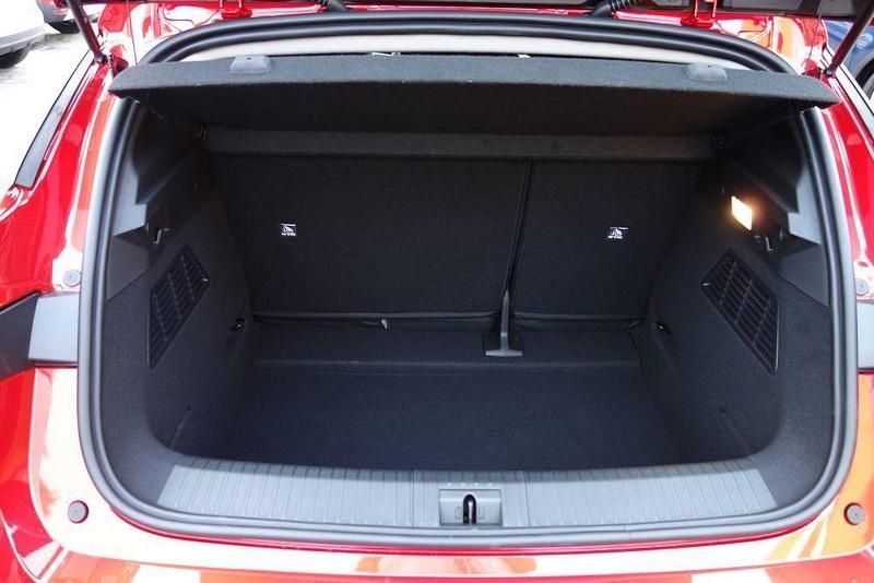 Gebraucht Renault Megane E-Tech Evolution 160 kW (218 PS) 2023 Rot Limousine