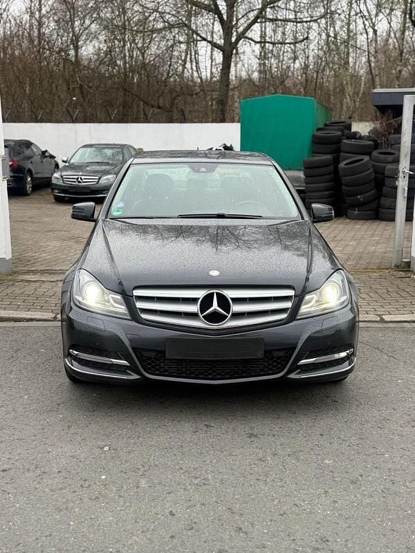 Gebraucht Mercedes C180 156 PS (114 kW) 2013 Schwarz Limousine