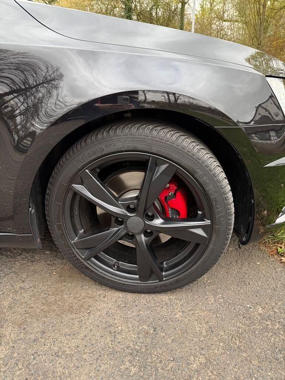 Gebraucht Skoda Octavia RS 190 PS (139 kW) 2019 Schwarz Kombi