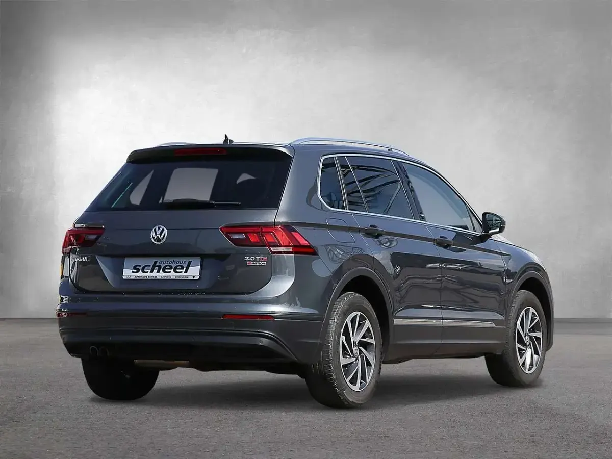 Gebraucht VW Tiguan Sound 190 PS (139 kW) 2017 Grau SUV