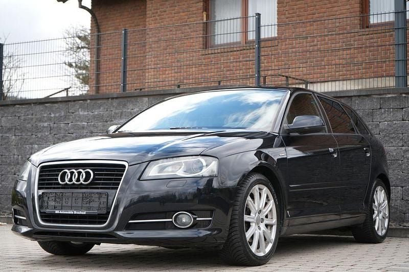Gebraucht Audi A3 S-line plus 160 PS (117 kW) 2010 Schwarz Kleinwagen