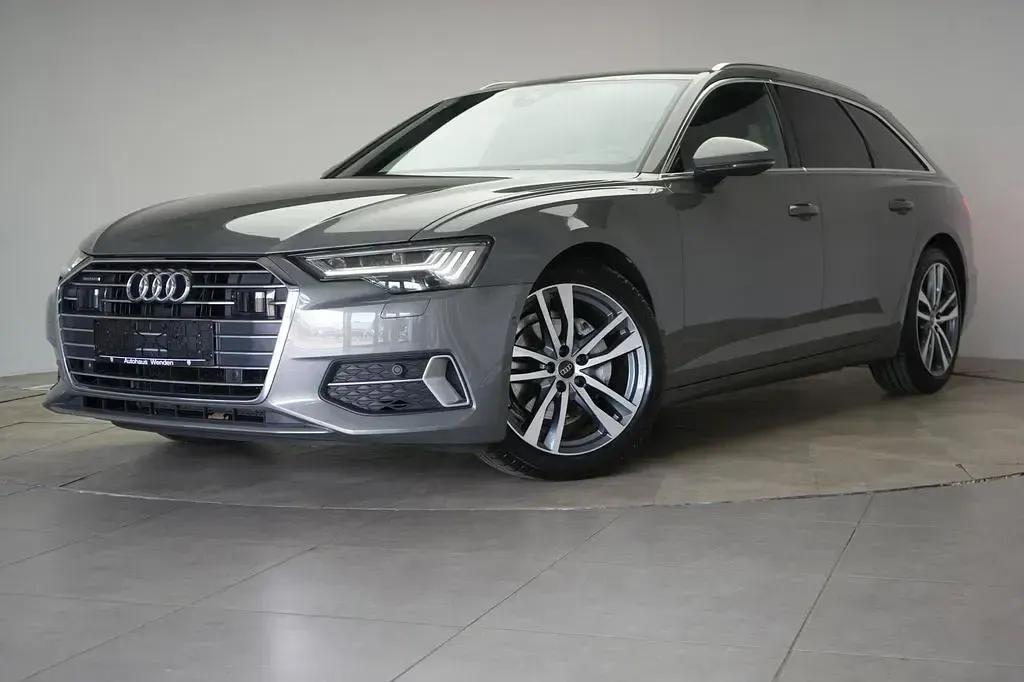 Gebraucht Audi A6 Sport 204 PS (150 kW) 2022 Grau Limousine