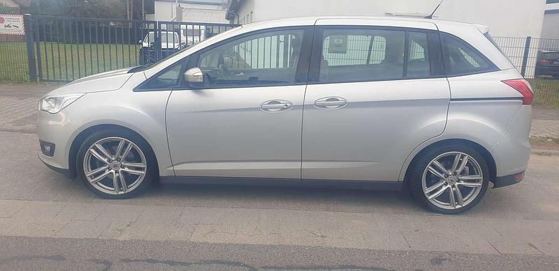 Gebraucht Ford Grand C-Max Business Edition 125 PS (91 kW) 2016 Polarsilber metallic Van / Kleinbus