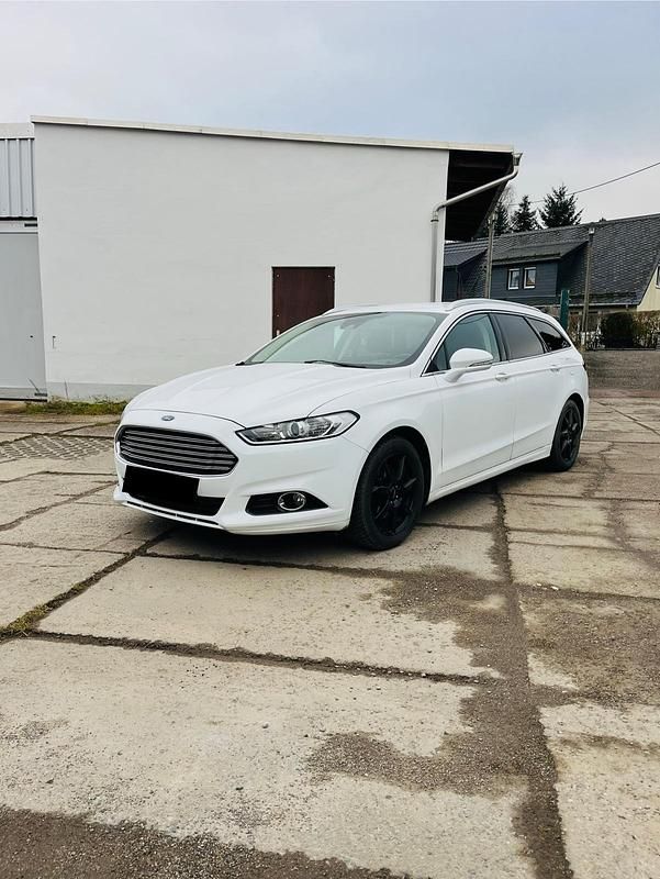 Weiß Gebraucht 2016 Ford Mondeo Titanium Kombi | 10.500 € (Fairer Preis) - Bild 1/4